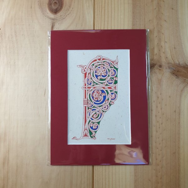 Letra F iluminada em estilo rom&acirc;nico